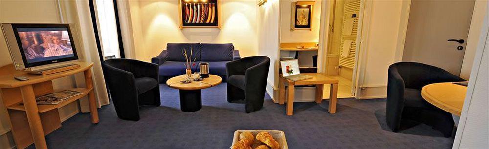 Logis Hotel Le France Villers-le-Lac Eksteriør bilde